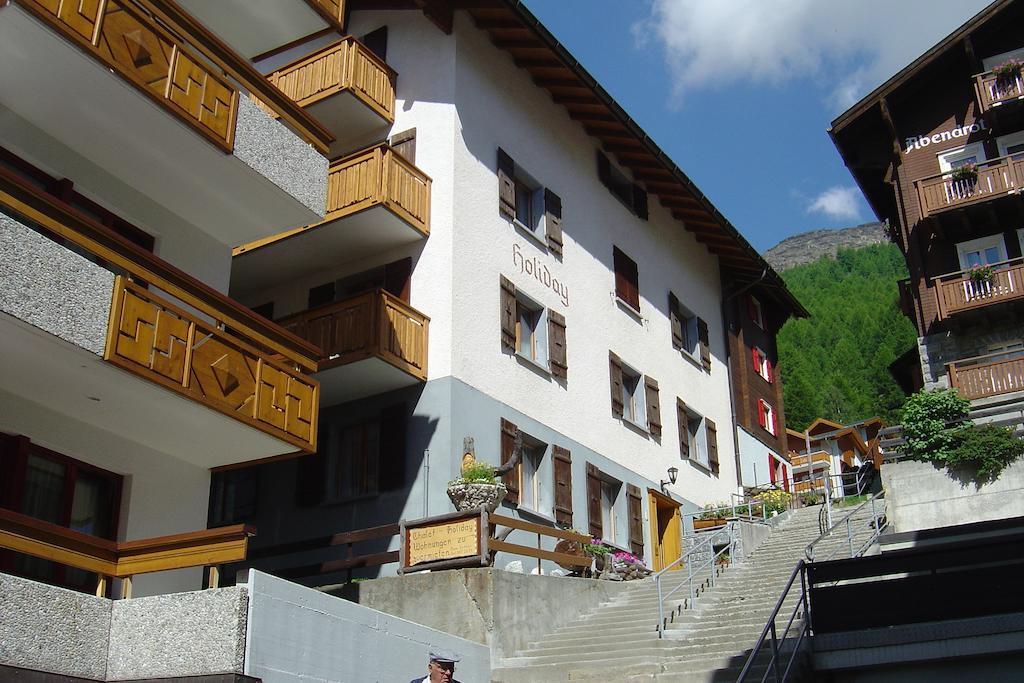 Apartmenthaus Holiday Saas Fee Extérieur photo